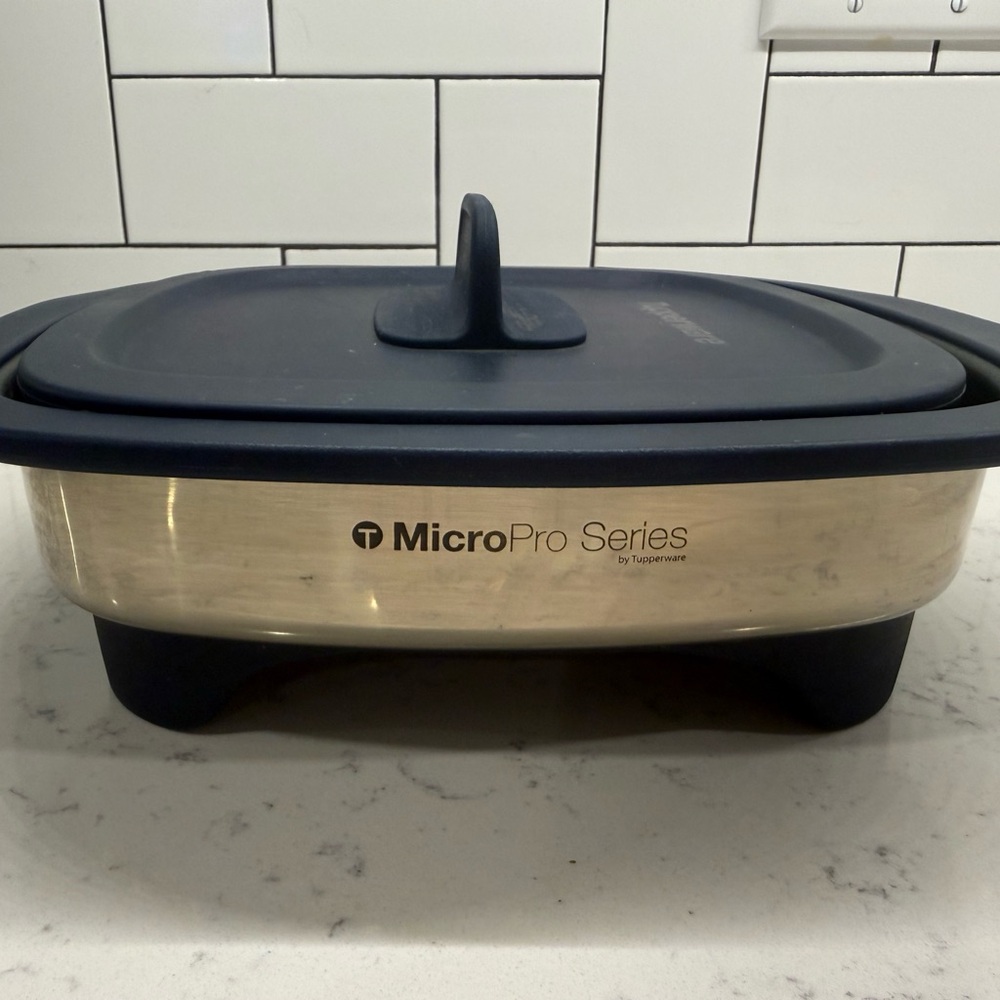 Tupperware MicroPro Series Grill - grill and cook in your microwave